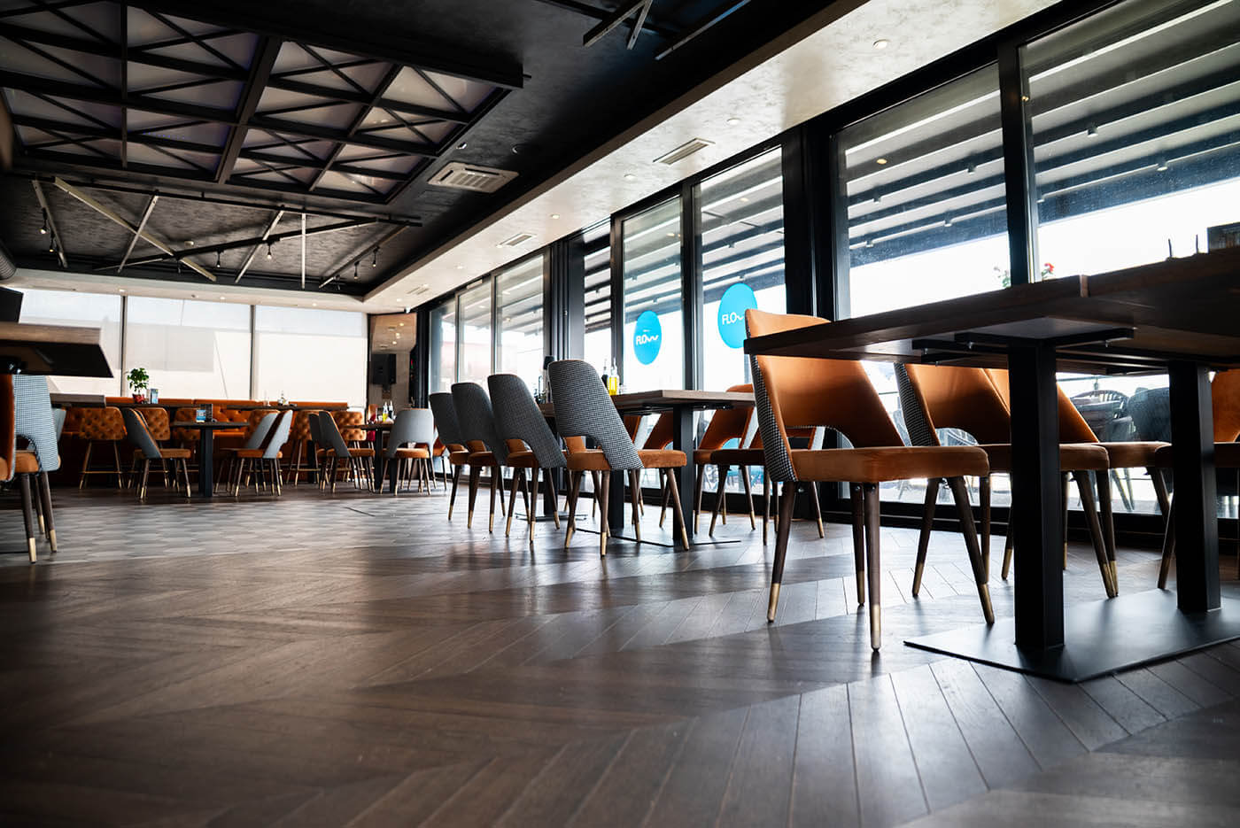 Restoran Flow na Adi